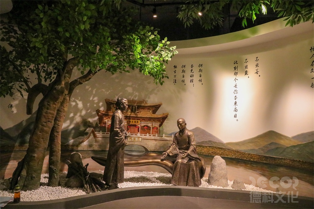 博物館裝修如何在展廳中創(chuàng)造出與展品歷史背景相符的環(huán)境和氛圍？